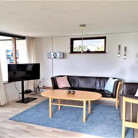 Dom wakacyjny Cosy House Near Child Friendly *